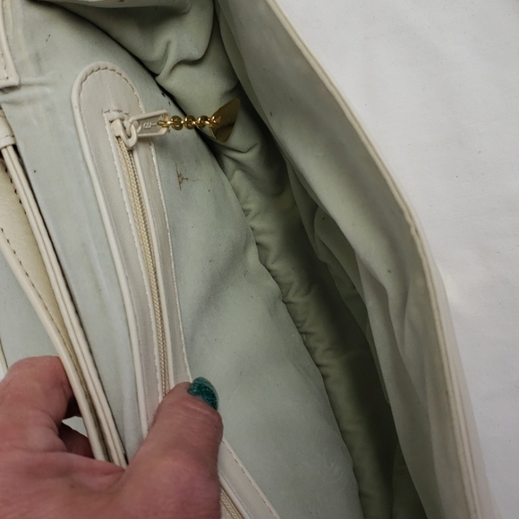 BRIO Leather Half Moon Cresent Shoulder Bag or Clutch Removable Strap Ivory VGUC - Picture 10 of 14